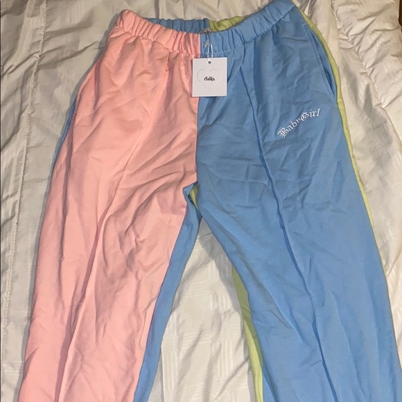 Adika sweatpants